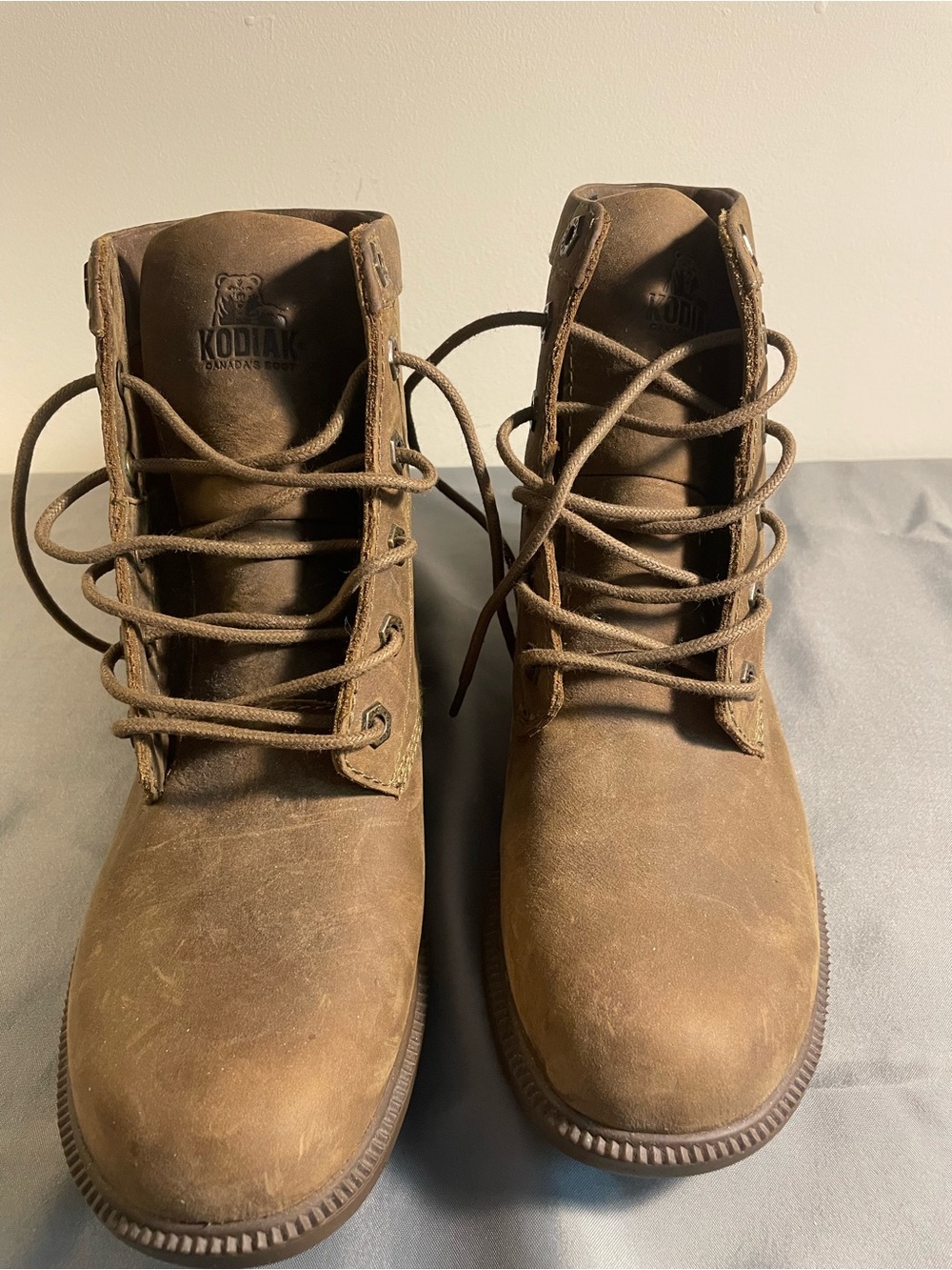 Kodiak Women’s Brown Lace-Up Heeled Boots Waterproof 8-1/2 size
